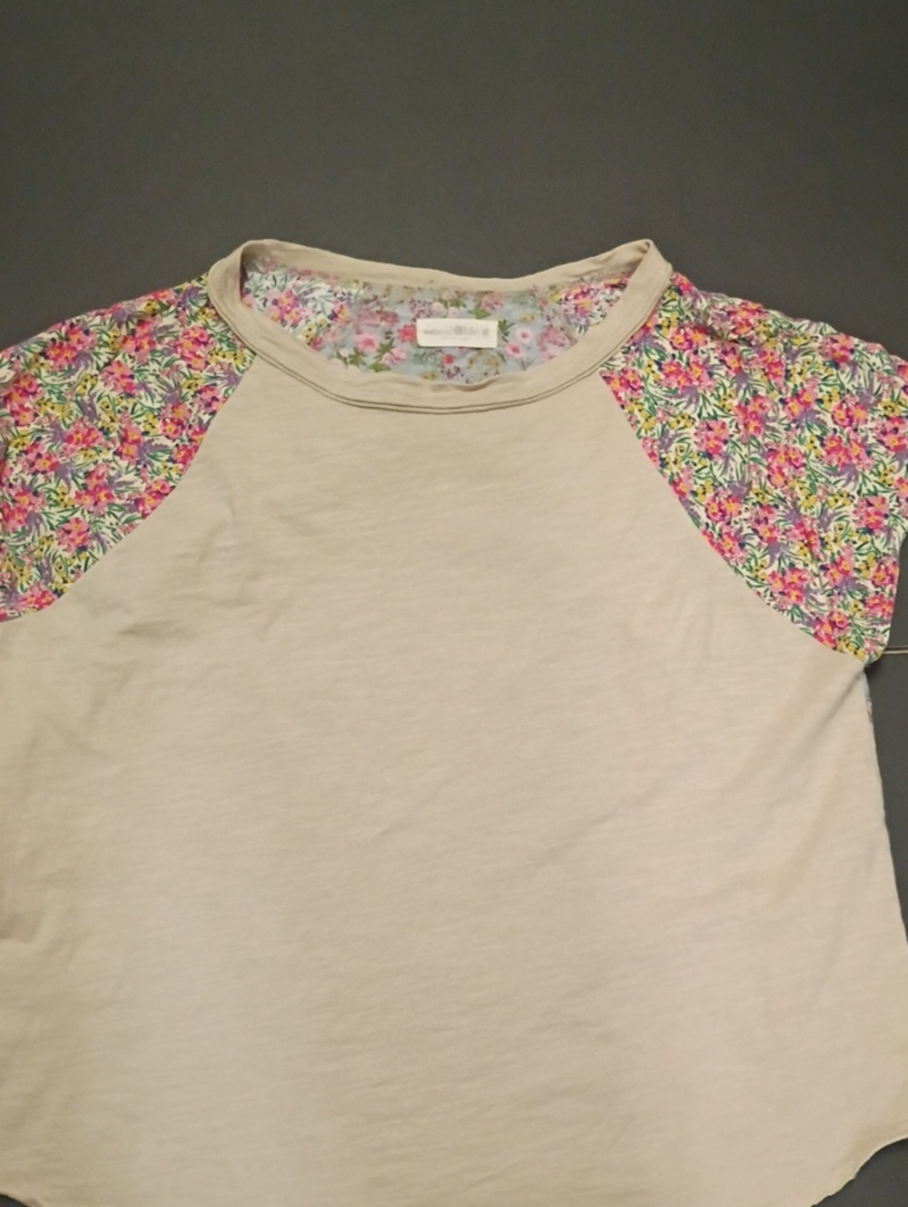 NATURAL LIFE Cream Raglan Tee with Pink Floral Sleeves